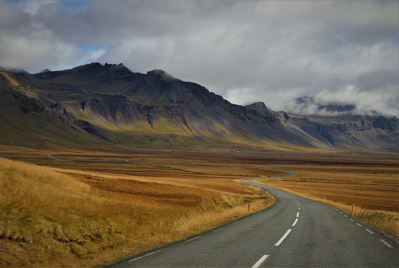 mountains, way, perspective, distant view, travel, scenery, cloudy, iceland, the language of the earth, nature, asphalt, brown travel